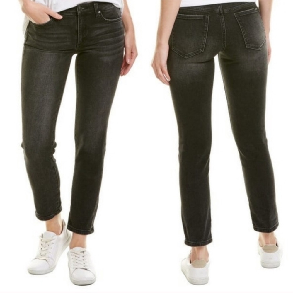 Joe’s Mid Rise Straight Ankle Jeans in Loomis